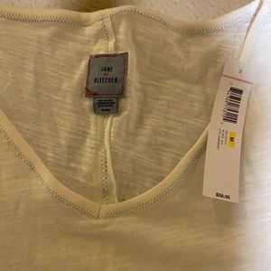 Woman’s light weight shirt simple